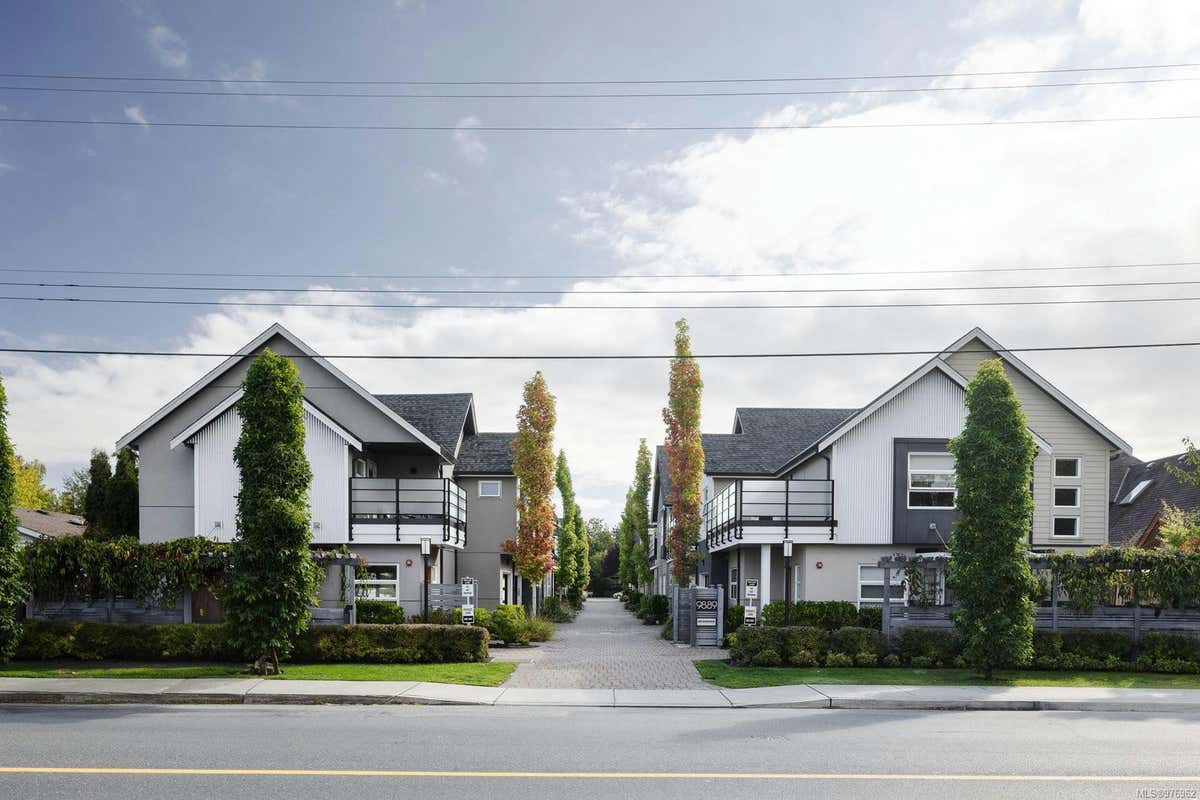 9889 Seventh St 11, Sidney BC V8L 2V8, Sidney, BC V8L 2V8 Townhouse