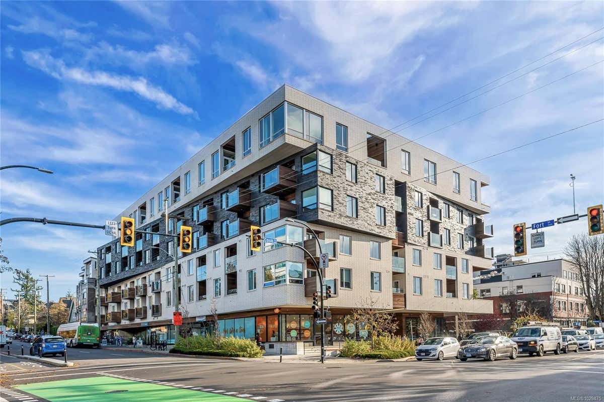 405-1033 COOK ST, VICTORIA, BC V8V 0E1, photo 1