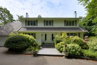 2861 TUDOR AVE