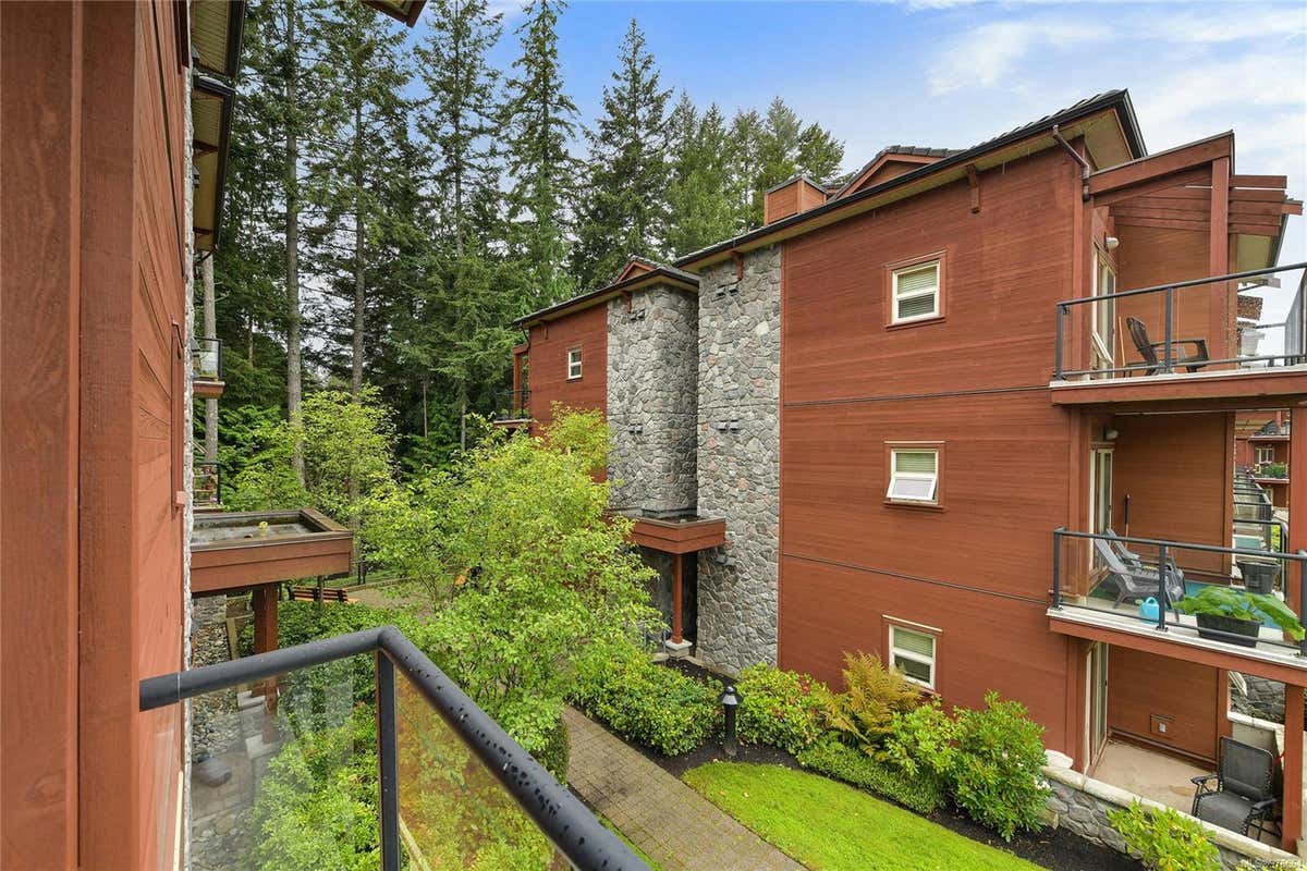 627 Brookside Rd 201, Colwood BC V9C 0C3, Colwood, BC V9C 0C3 Condo