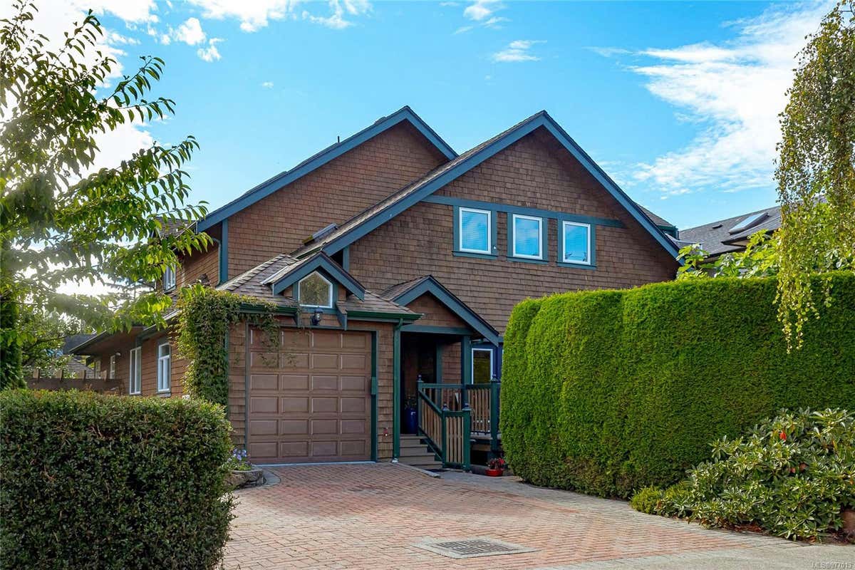 233 Kingston St, Victoria BC V8V 1V5, Victoria, BC V8V 1V5 Townhouse