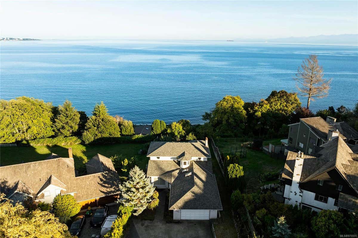 3385 Anchorage Ave, Colwood BC V9C 1X4, Colwood, BC V9C 1X4 House For