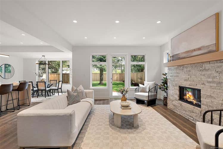 9369 Webster Pl, Sidney BC V8L 2R9