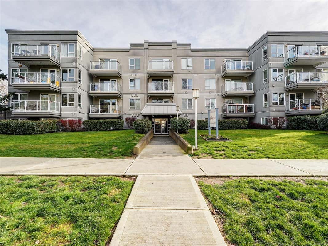 403-2647 GRAHAM ST, VICTORIA, BC V8T 3Y8, photo 1