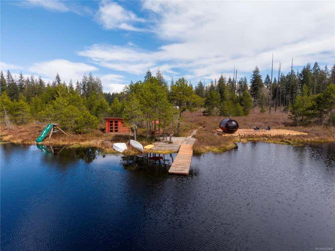 2030 Spike Rd, Merville BC V9J 1N5