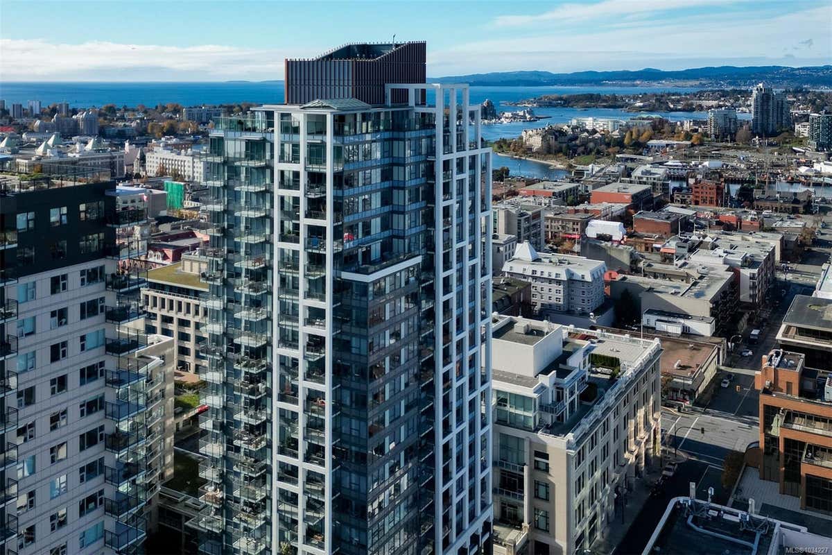 1006-777 HERALD ST, VICTORIA, BC V8T 0C7, photo 1