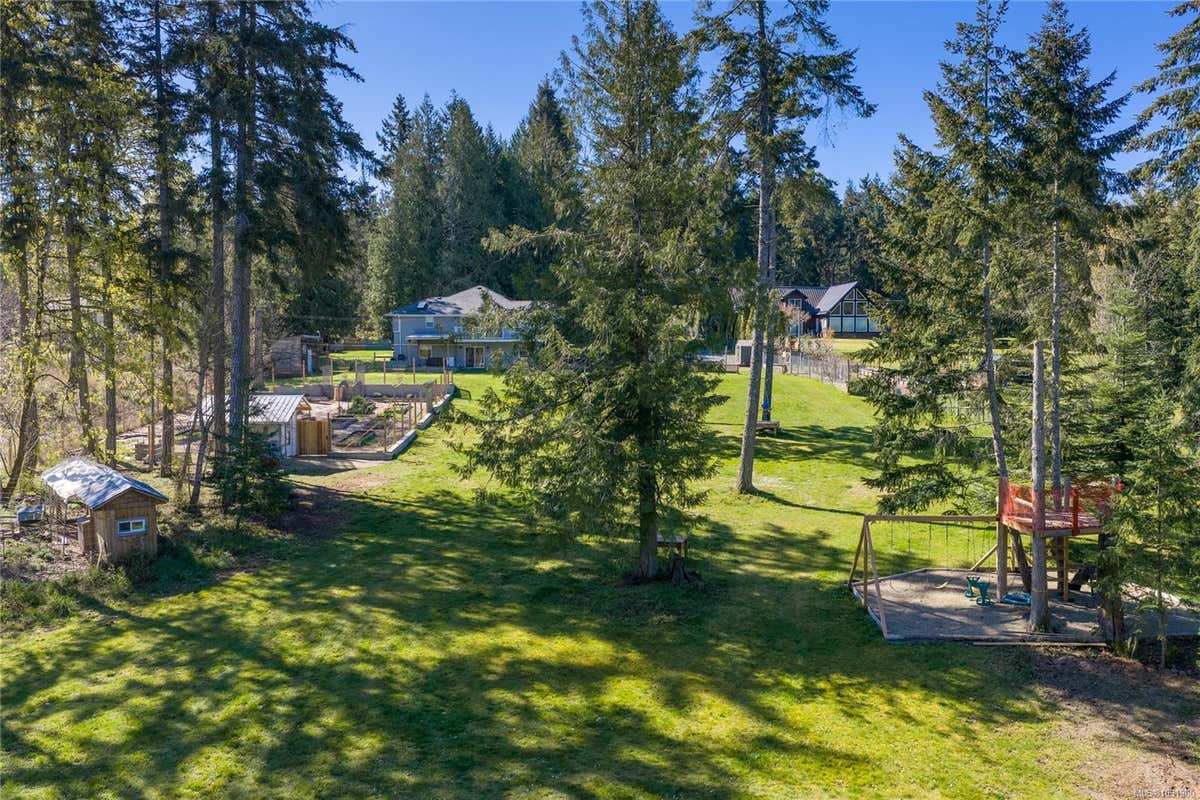 511 FOURNEAU WAY