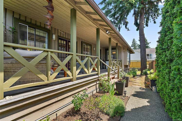 110 Jedburgh Pl, View Royal BC V9B 6N7