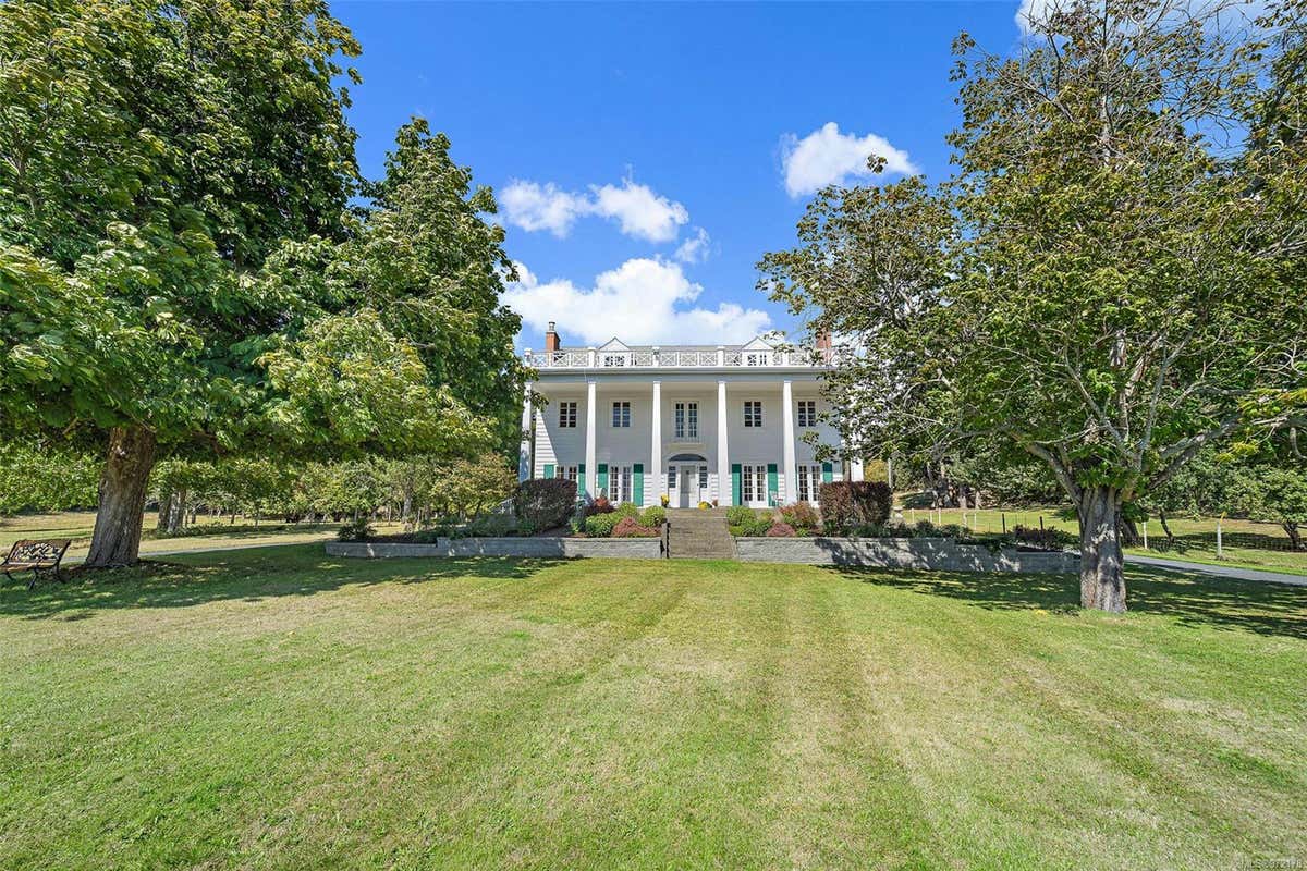 3816 Duke Rd, Metchosin BC V8X 3W9, Metchosin, BC V8X 3W9 House For