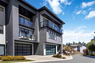 109-539 Delora Dr
