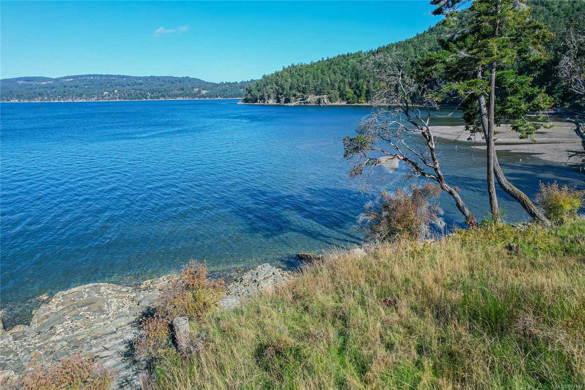 128 Narrows West Rd, Salt Spring BC V8K 0A3, Salt Spring, BC V8K 0A3