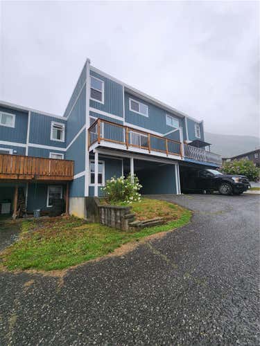 69 Mckay Cres, Port Alice BC V0N 2N0