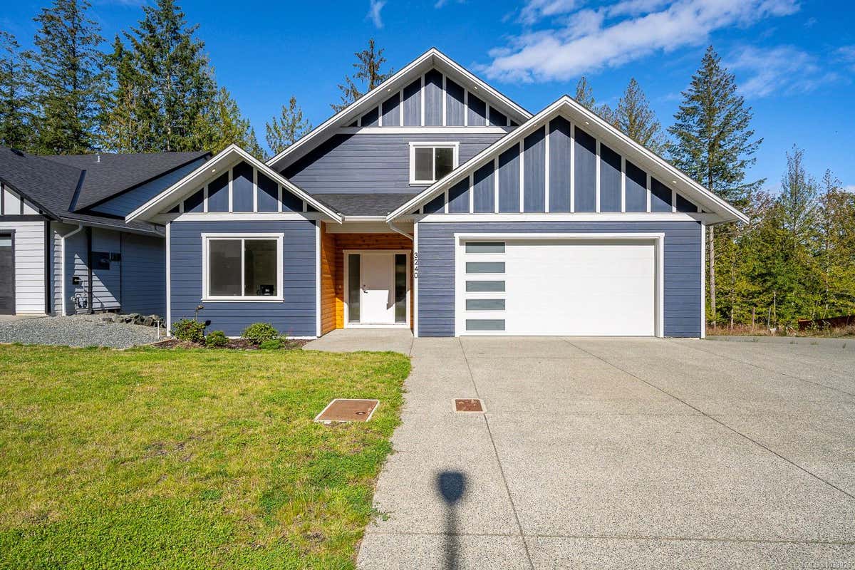 3240 KLANAWA CRES