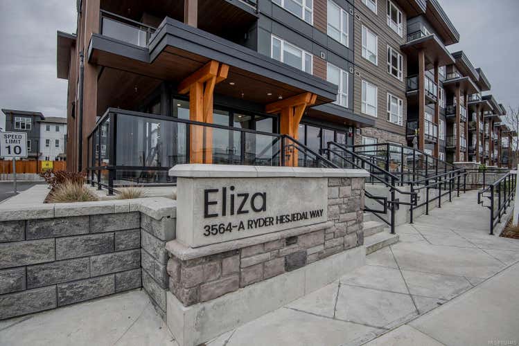 3564A Ryder Hesjedal Way # 300, Colwood BC V9C 0V3