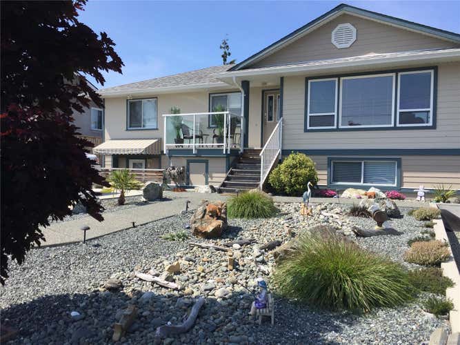 582 Baxter Ave, Saanich BC V8Z 2G7