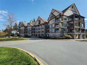 404-1375 Bear Mountain Pkwy