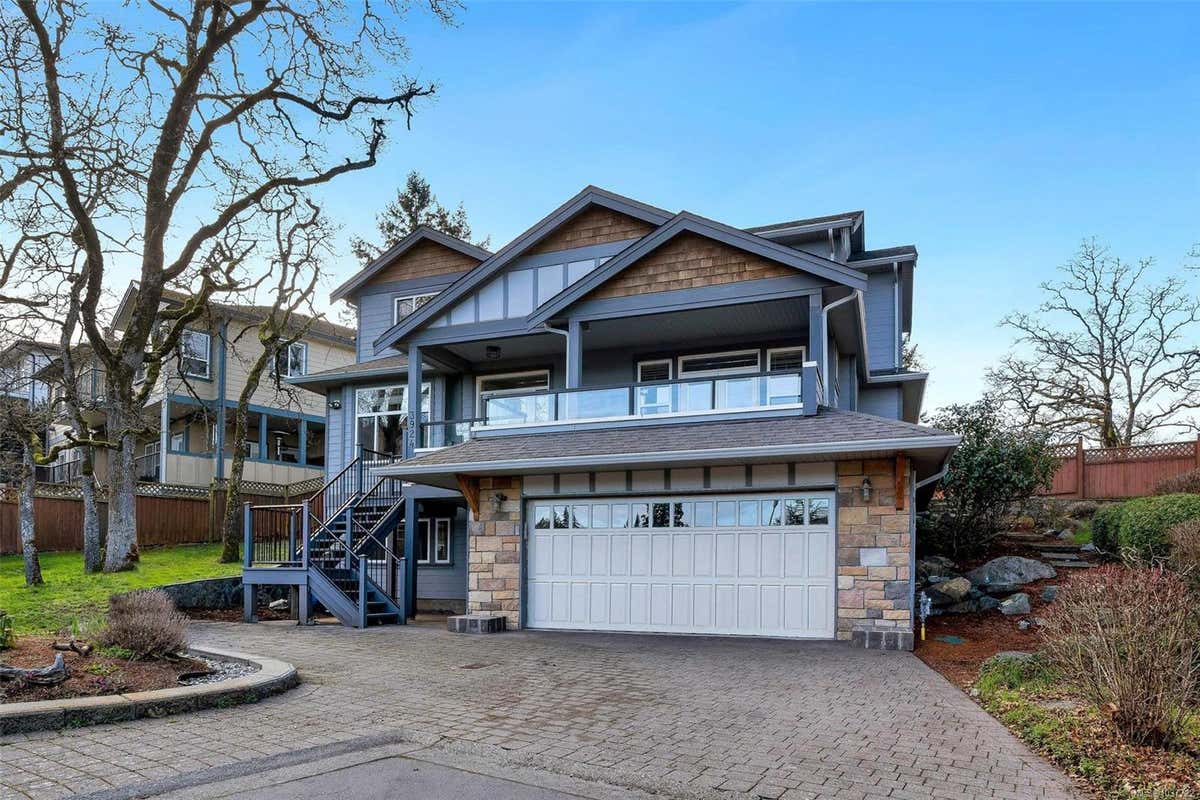 3924 DRUCE LANE