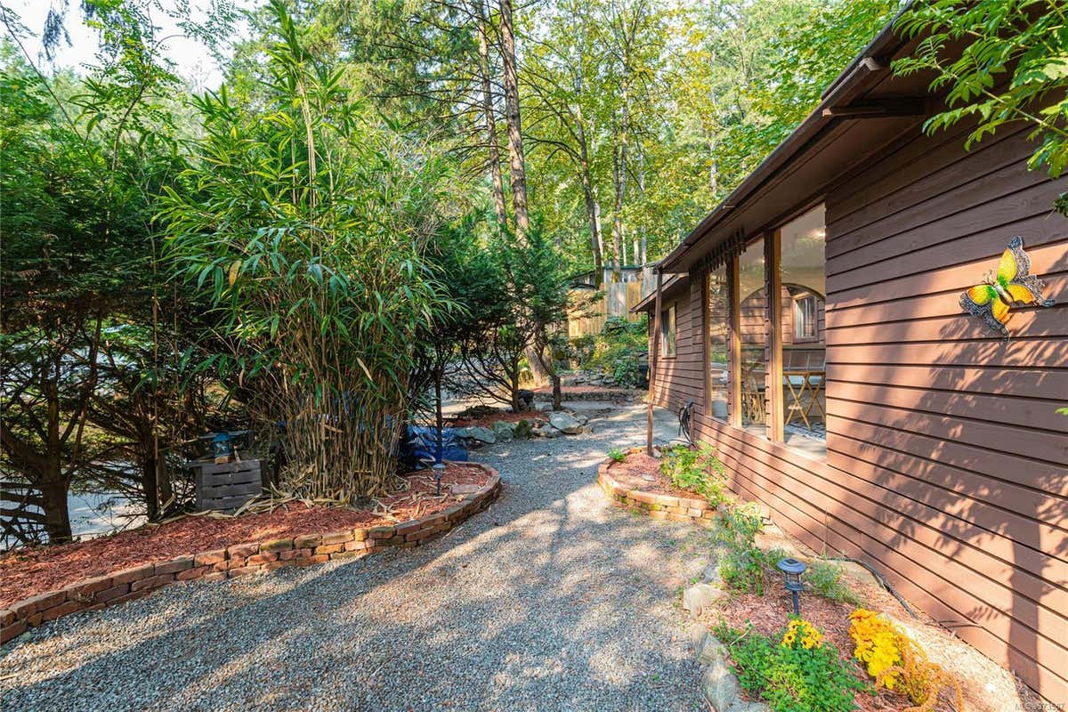 2500 Florence Lake Rd 46, Langford BC V9B 4H2, Langford, BC V9B 4H2