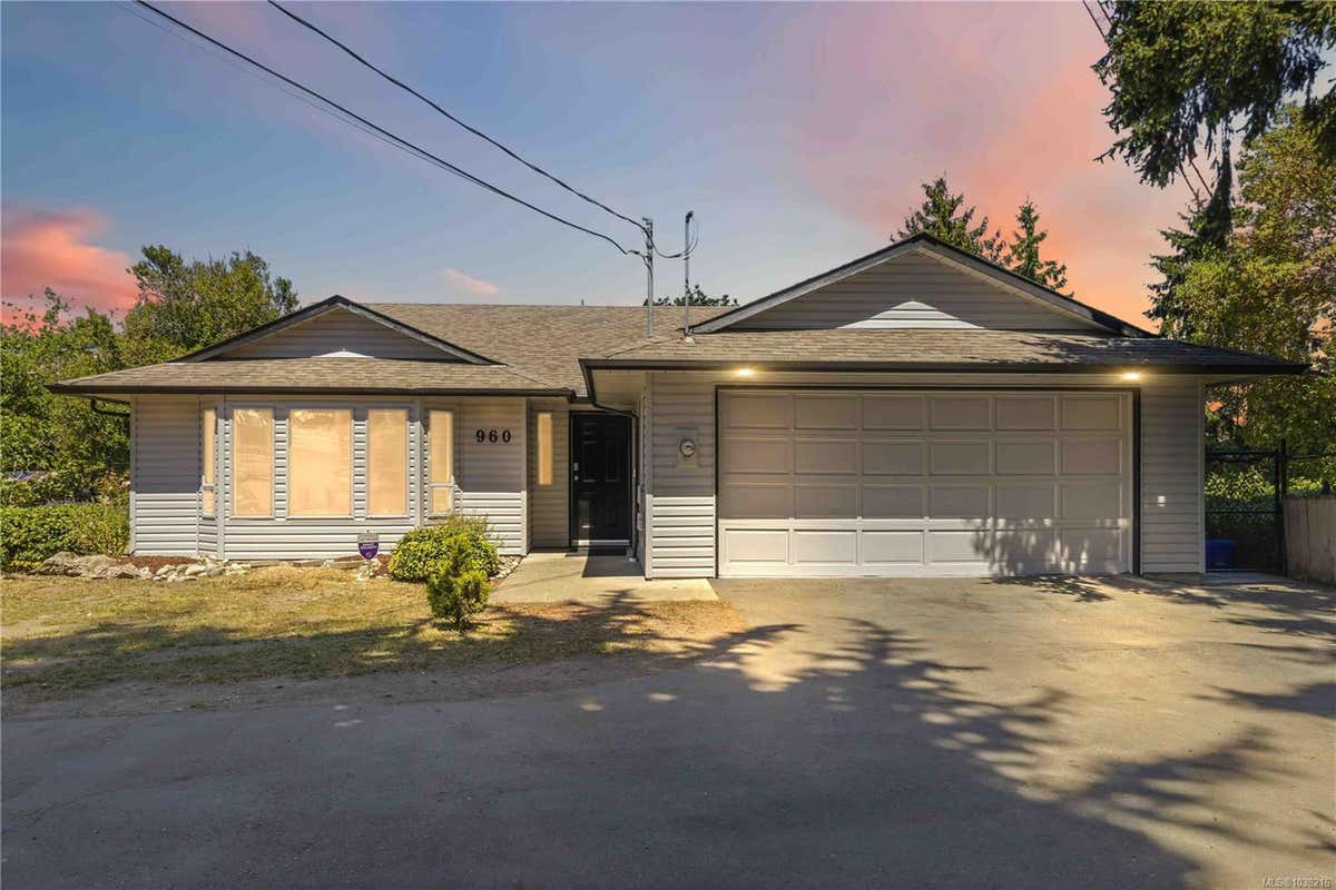 960 DUNFORD AVE