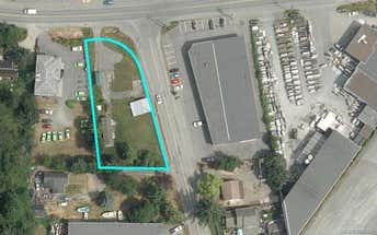 2906 Allenby Rd
