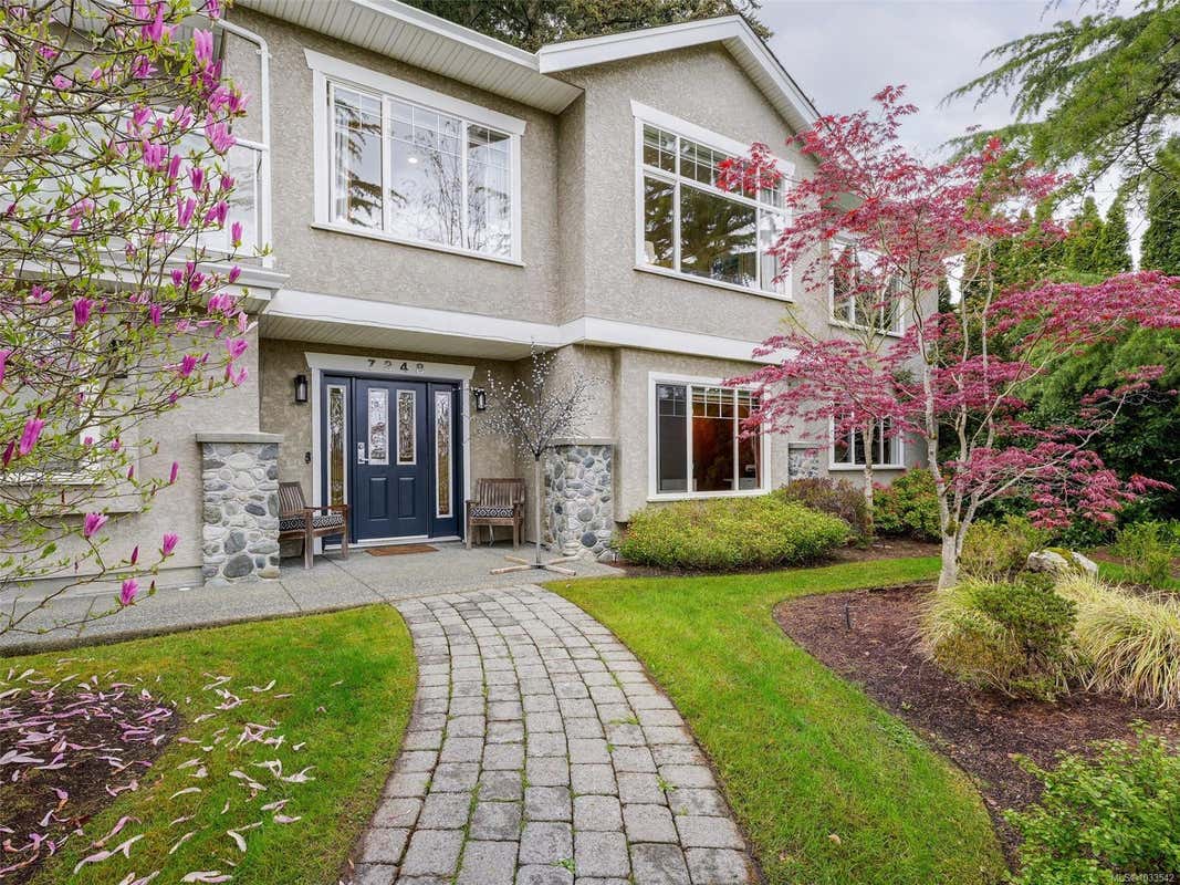 7348 RIDGEDOWN CRT
