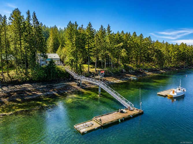 558 Weathers Way, Mudge Island BC V0R 1X6