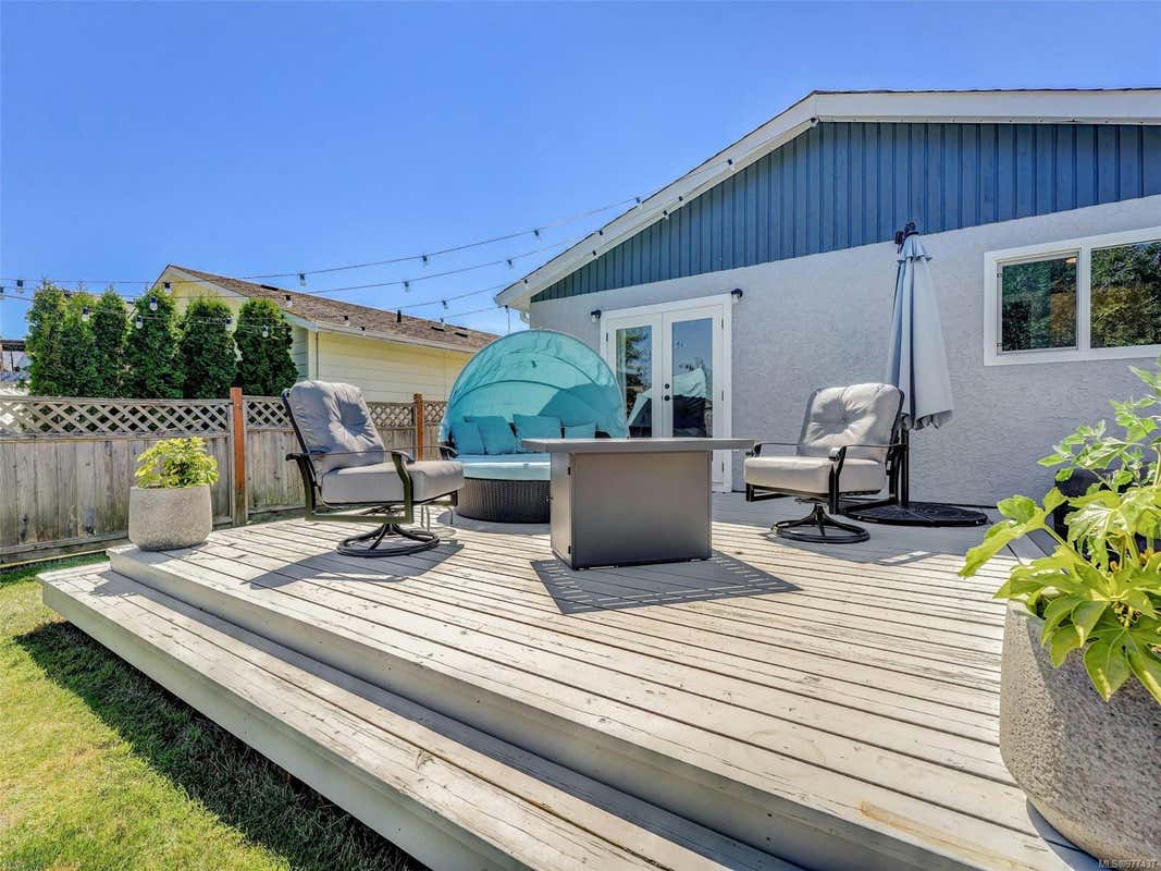 9615 Epco Dr, Sidney BC V8L 2T3, Sidney, BC V8L 2T3 À vendre RE/MAX