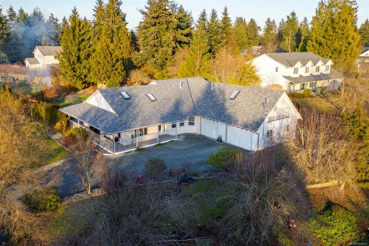 1960 Emma Way, Nanaimo BC V9X 1H4