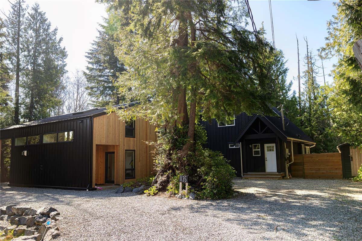 1135 Abraham Dr, Tofino BC V0R 0A4, Tofino, BC V0R 0A4 House For Sale