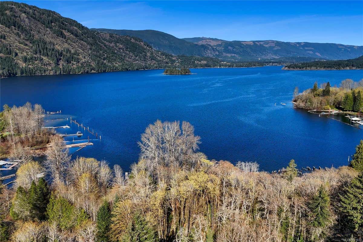 10200 SOUTH SHORE RD